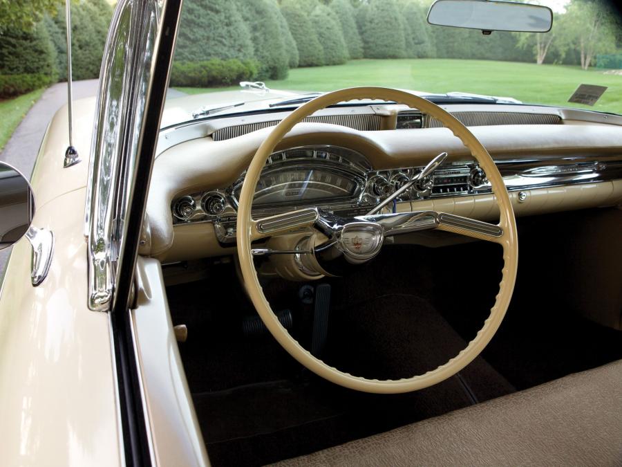  Oldsmobile Super 88 Holiday Sedan 1958 года  (фото 5 из 10)
